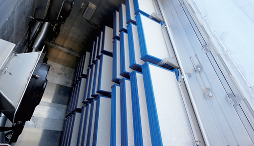 6.8-7.6米畜（雏）禽运输车